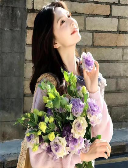 我都入赘了老婆宠我很合理吧不同导演版本比较现象级的：艺术风格差异分析